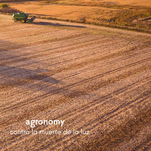 小娻孑在卧室里被躁
